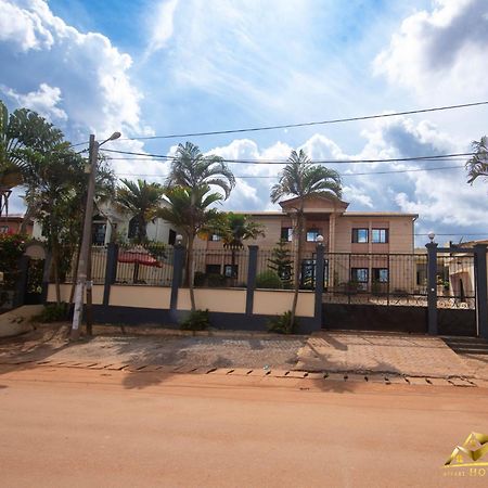 Appart Hotel Mireille Yaounde Ngoại thất bức ảnh