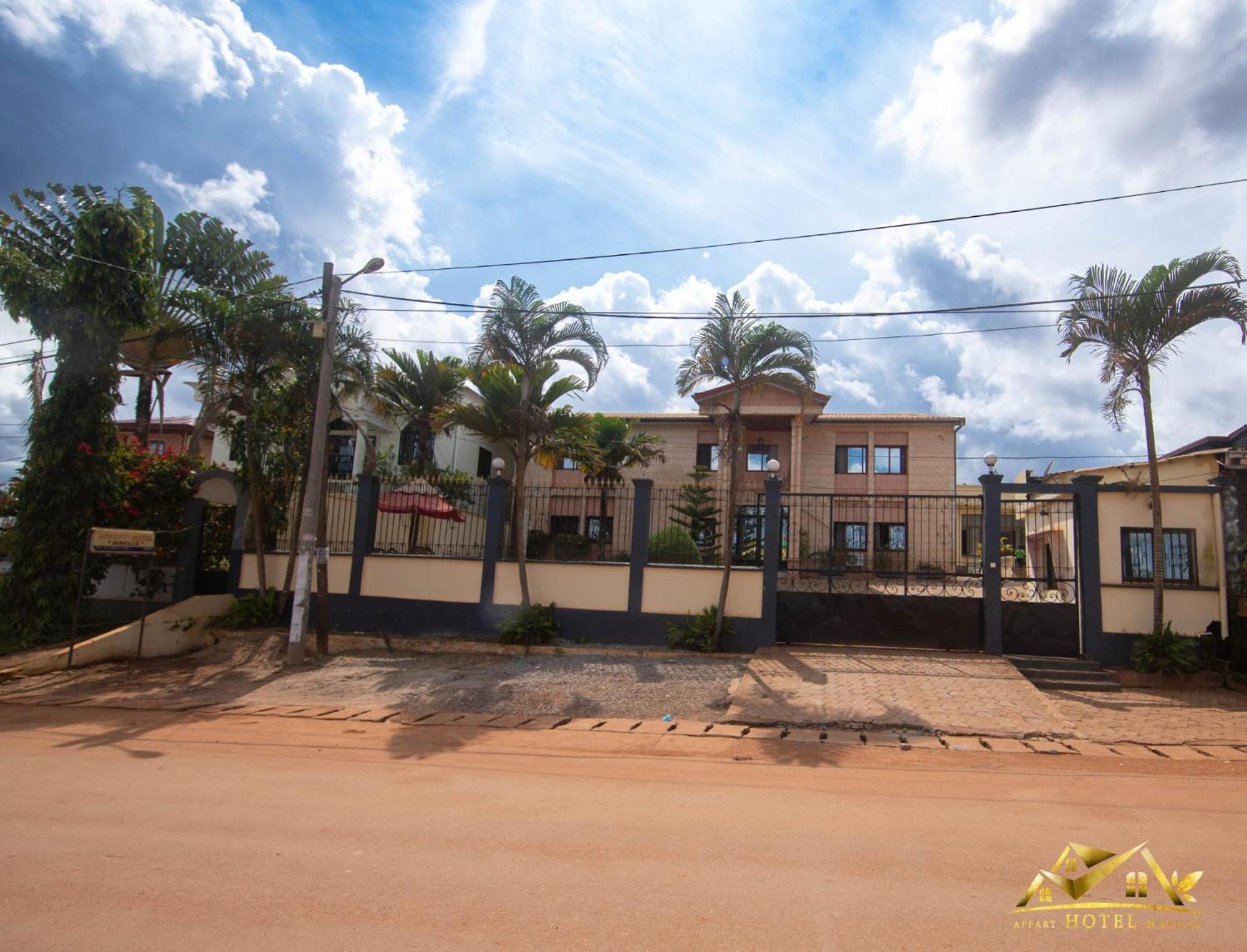 Appart Hotel Mireille Yaounde Ngoại thất bức ảnh