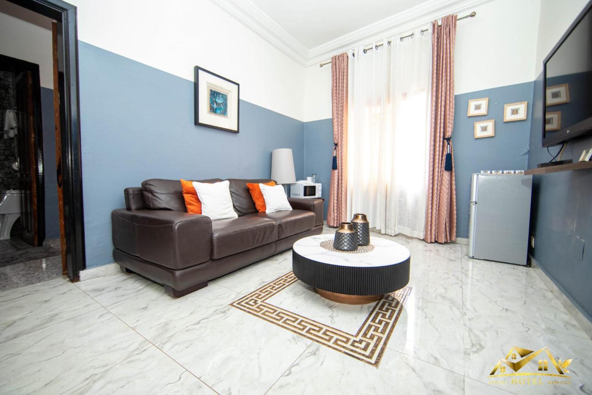 Appart Hotel Mireille Yaounde Ngoại thất bức ảnh